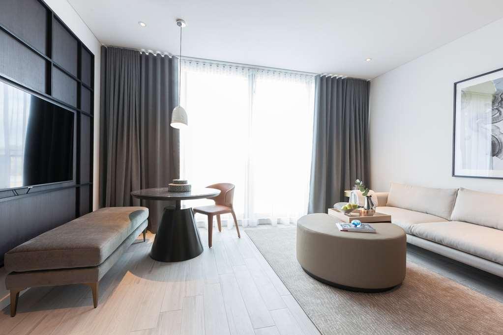 סידני One Global Resorts Green Square מראה פנימי תמונה A suite at the hotel